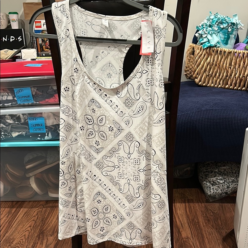 NWT LANE BRYANT LIVI Wicking Scoop-Neck Racerback Tank